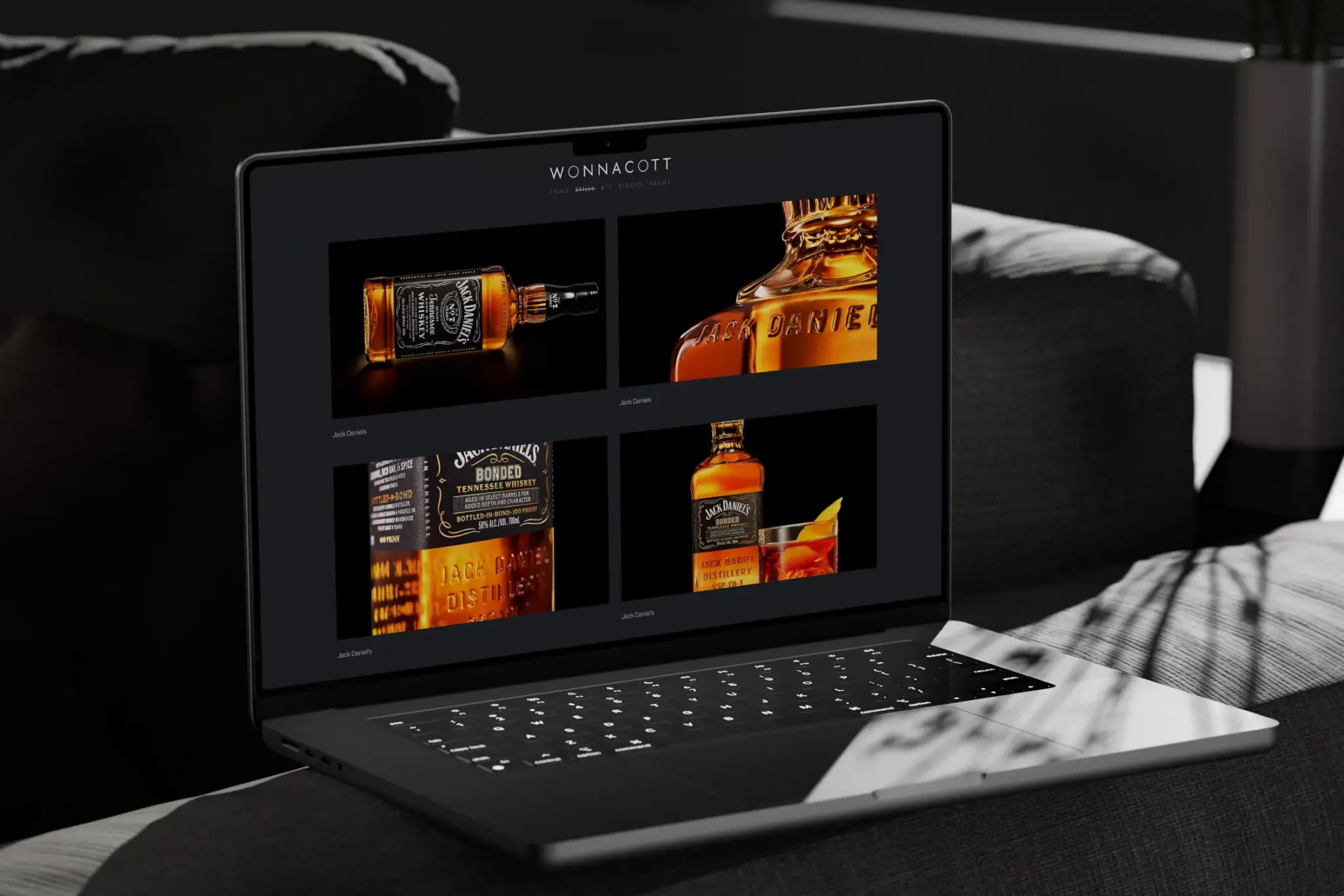 Macbook-Mockup